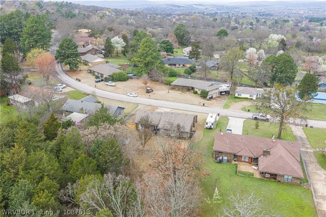 305 Azure Hills Drive, Van Buren, AR 72956