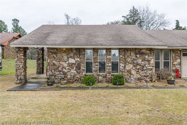 305 Azure Hills Drive, Van Buren, AR 72956