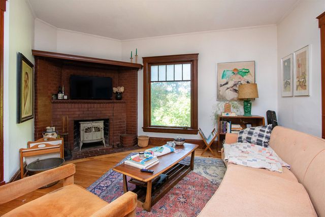 225 Charles Street, Lyndon, VT 05851