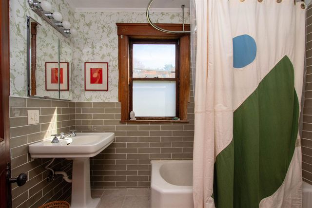 225 Charles Street, Lyndon, VT 05851