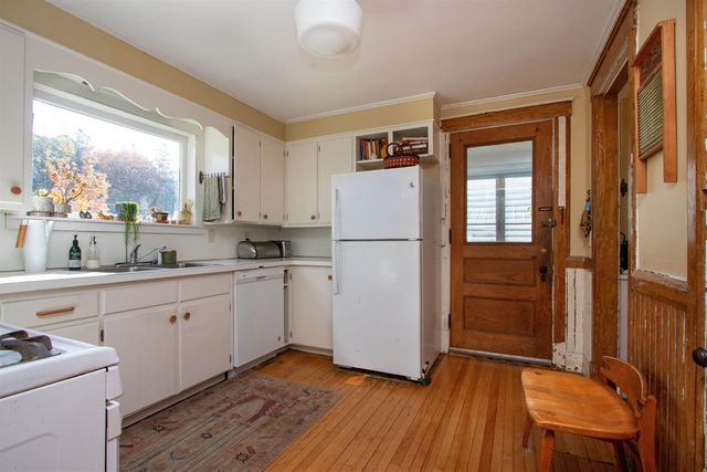 225 Charles Street, Lyndon, VT 05851