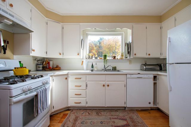 225 Charles Street, Lyndon, VT 05851