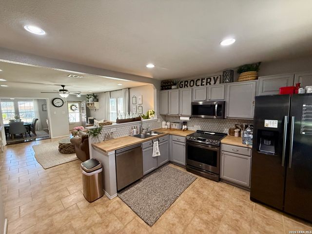 140 Katie, Boerne, TX 78006