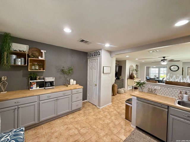 140 Katie, Boerne, TX 78006