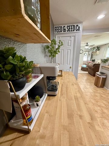 140 Katie, Boerne, TX 78006