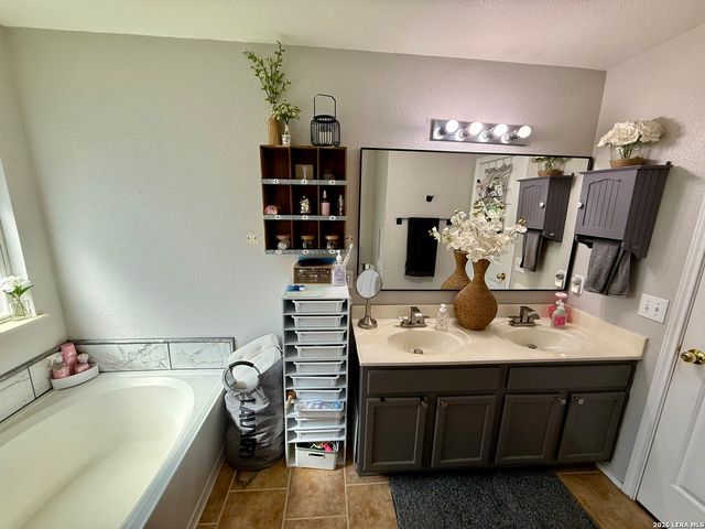 140 Katie, Boerne, TX 78006