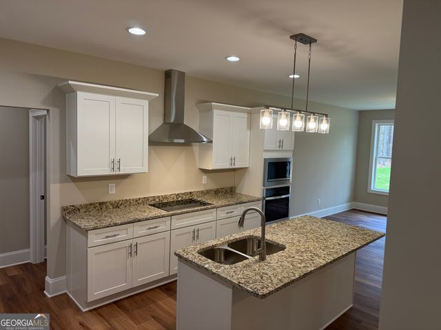 35 Mattie Court, Mansfield, GA 30055