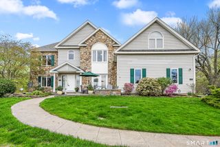 135 Kings Highway, North Haven, CT 06473