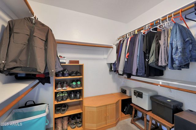 6993 S SHARON Court, Chandler, AZ 85249