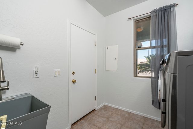 6993 S SHARON Court, Chandler, AZ 85249