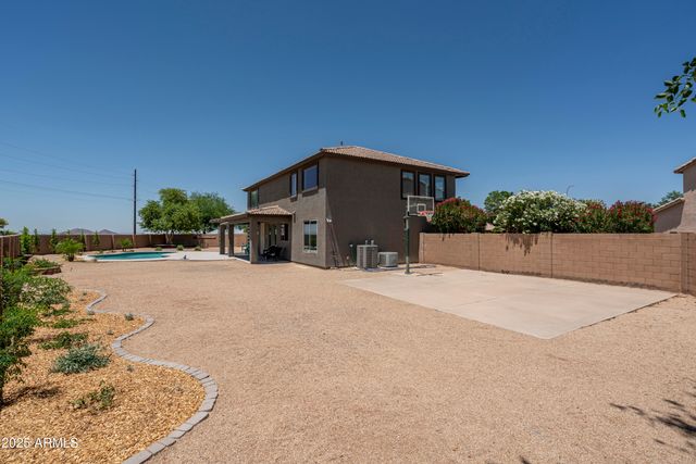 6993 S SHARON Court, Chandler, AZ 85249