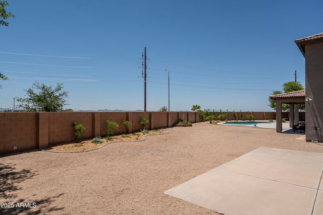 6993 S SHARON Court, Chandler, AZ 85249