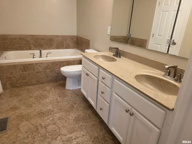 7289 N WHIPPOORWILL Lane, Peoria, IL 61614