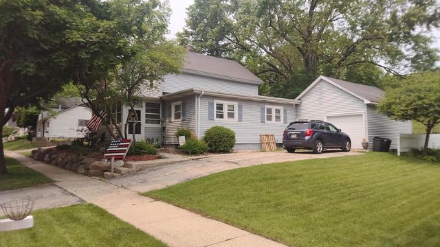 512 Tower STREET, Burlington, WI 53105