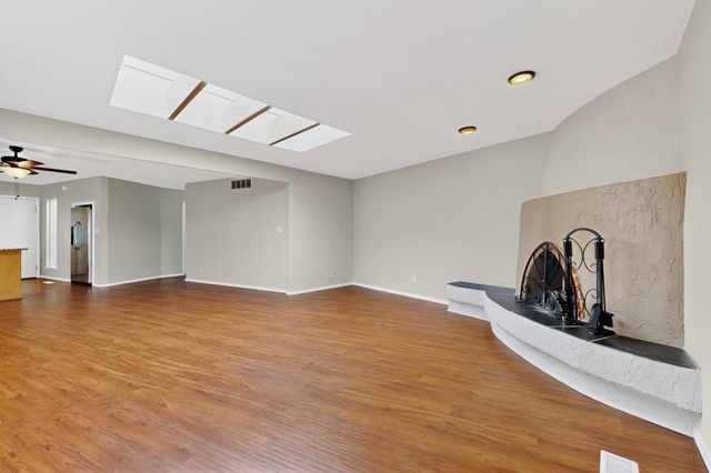 9141 HILTON Avenue NE, Albuquerque, NM 87111