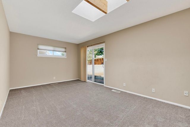 9141 HILTON Avenue NE, Albuquerque, NM 87111