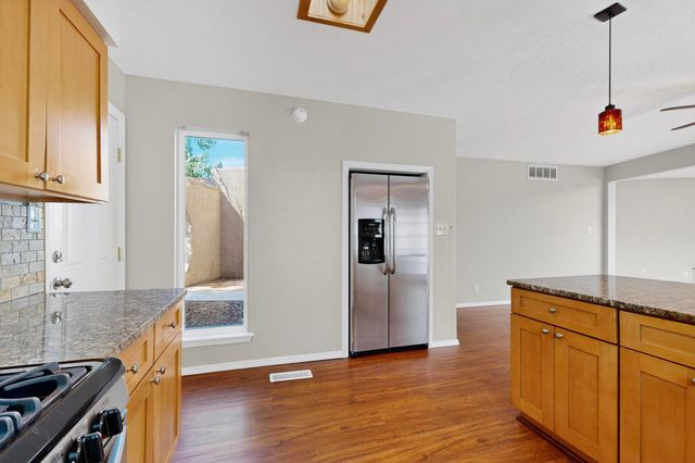 9141 HILTON Avenue NE, Albuquerque, NM 87111