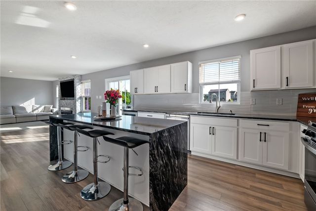318 Ruth Ct, Findlay Twp, PA 15126