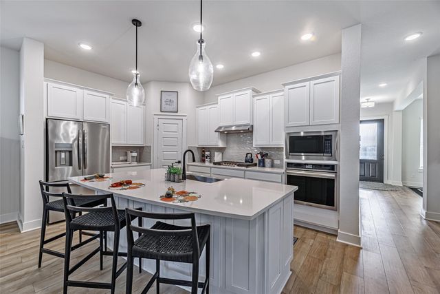 15215 Boisterous Way, Cypress, TX 77433