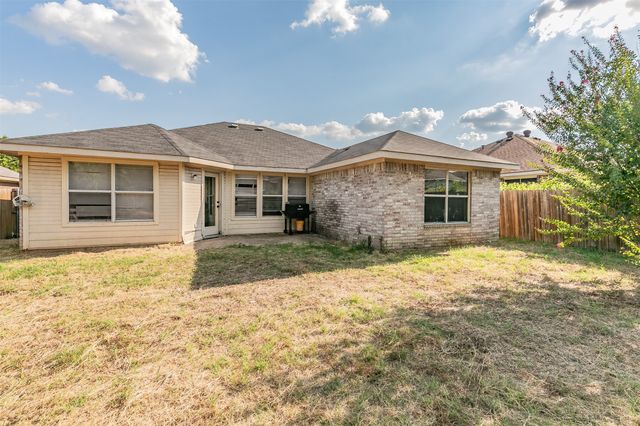 1414 Aviary Drive, Desoto, TX 75115