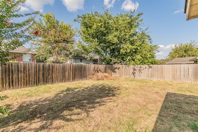 1414 Aviary Drive, Desoto, TX 75115