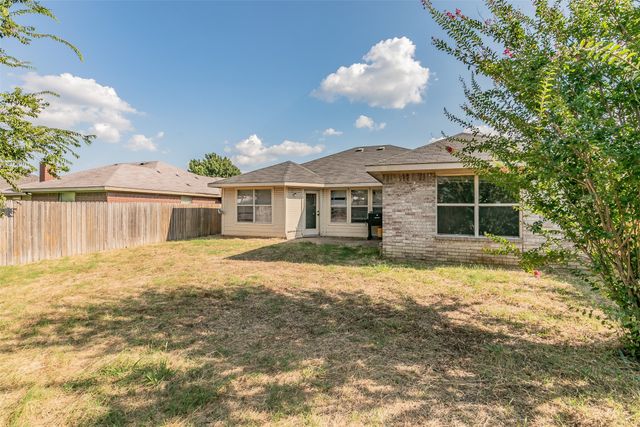 1414 Aviary Drive, Desoto, TX 75115