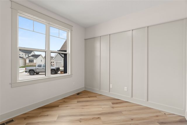 426 Stillwater Court, West Des Moines, IA 50265