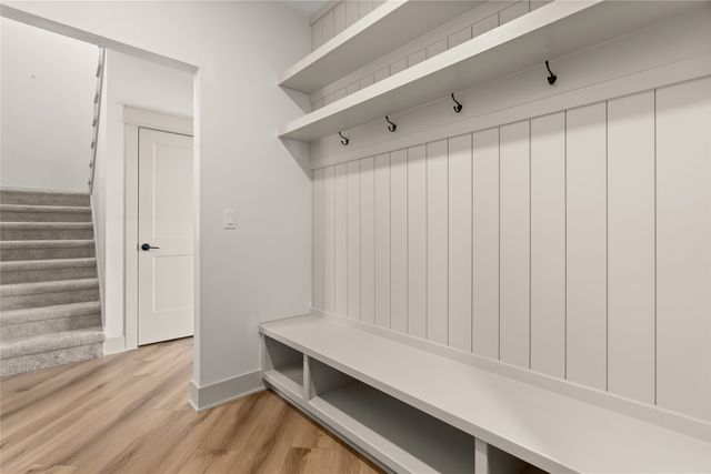 426 Stillwater Court, West Des Moines, IA 50265