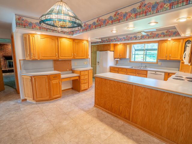 2431 W 36TH Street, Erie, PA 16506