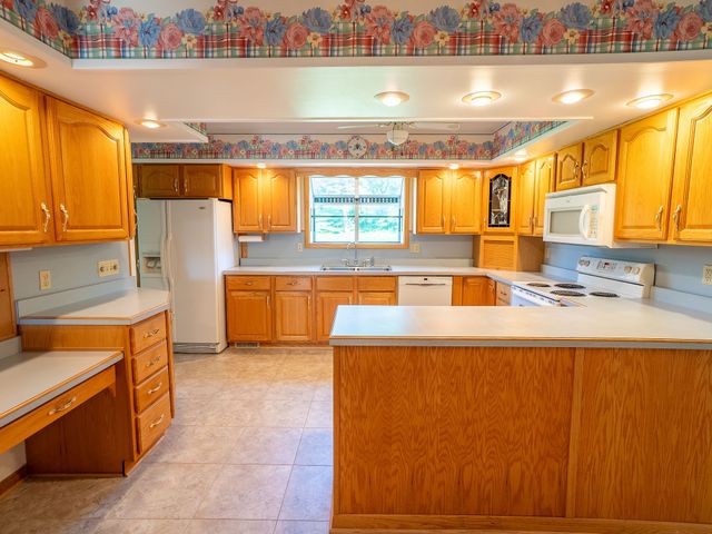 2431 W 36TH Street, Erie, PA 16506