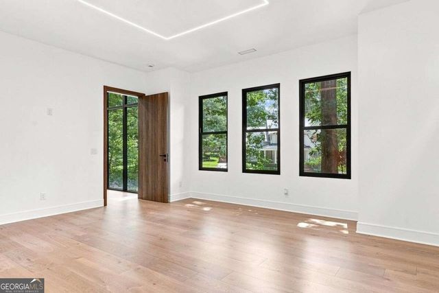 4250 Carmain Drive NE, Atlanta, GA 30342