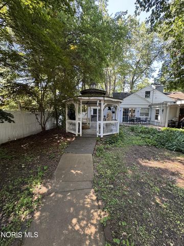 4516 W Sylvania Avenue, Toledo, OH 43623