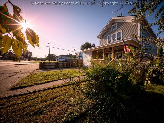 2331 Washington Avenue, St Albans, WV 25177