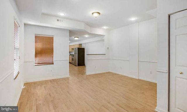 729 10TH ST NE, Washington, DC 20002