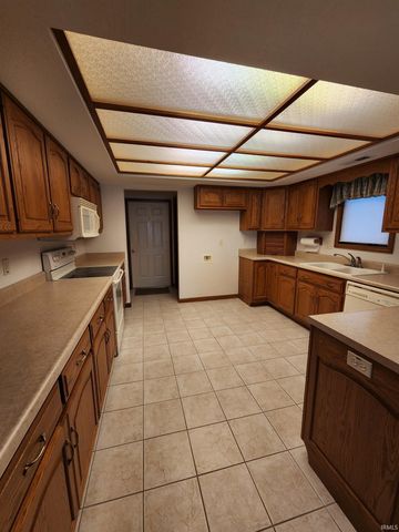 1111 Boulder Ridge, New Haven, IN 46774