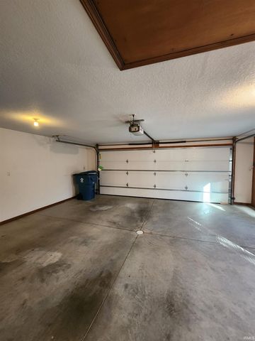 1111 Boulder Ridge, New Haven, IN 46774