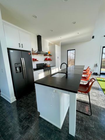 6278 Cook Road, Powell, OH 43065