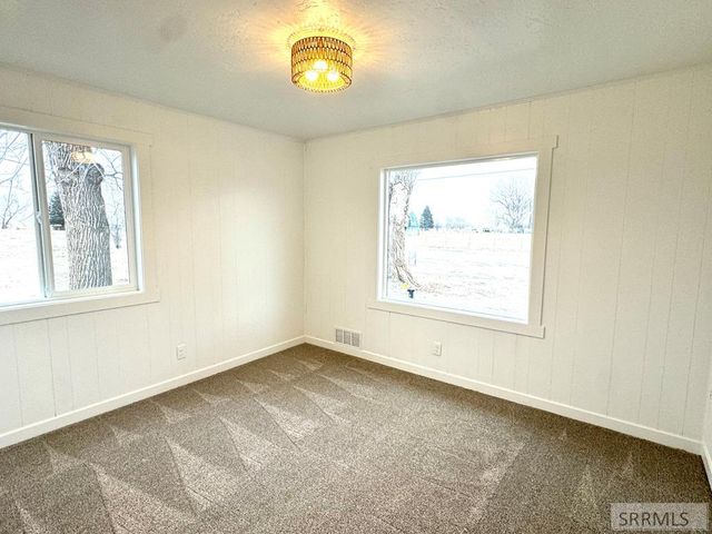 487 N 3450 E, Lewisville, ID 83431