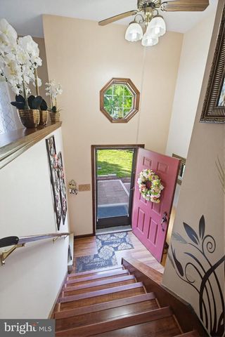 2637 HEMLOCK DR, Columbia, PA 17512