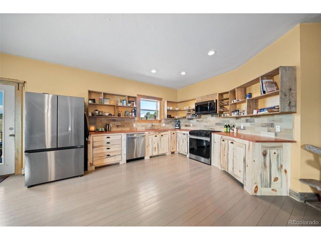 351 High Pasture Rd, Florissant, CO 80816