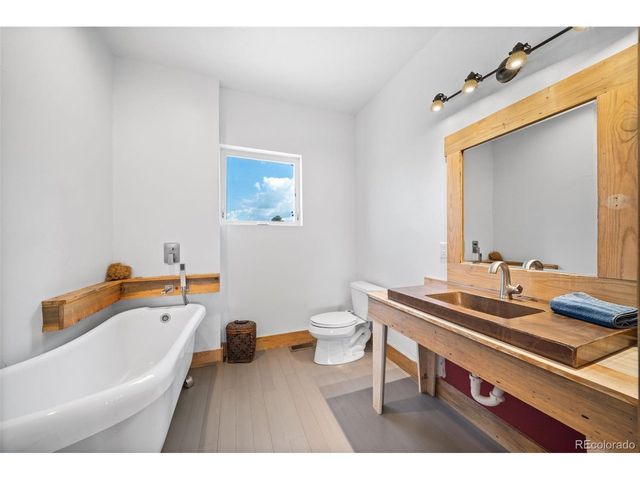 351 High Pasture Rd, Florissant, CO 80816