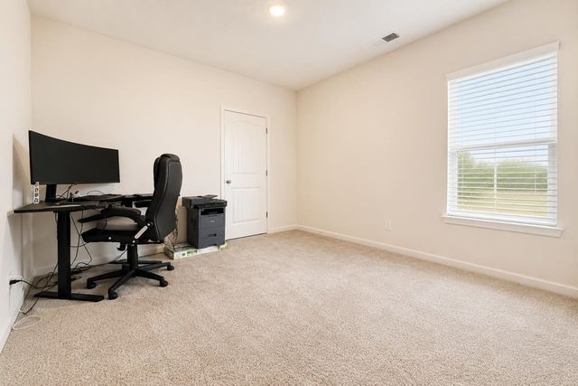7404 BARRETT OAKS CV, Millington, TN 38053