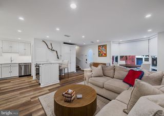 2027 CHANCELLOR ST, Philadelphia, PA 19103