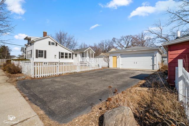 10947 1st Street, Mokena, IL 60448