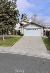 13599 Vellanto, Moreno Valley, CA 92553