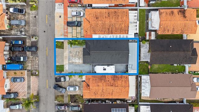 6919 W 29th Way, Hialeah, FL 33018