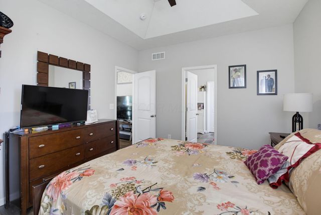 165 Balderson Drive, Pickerington, OH 43147