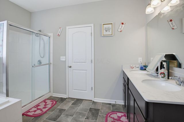 165 Balderson Drive, Pickerington, OH 43147