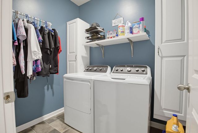 165 Balderson Drive, Pickerington, OH 43147
