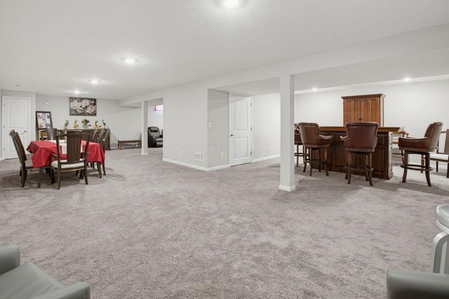 165 Balderson Drive, Pickerington, OH 43147